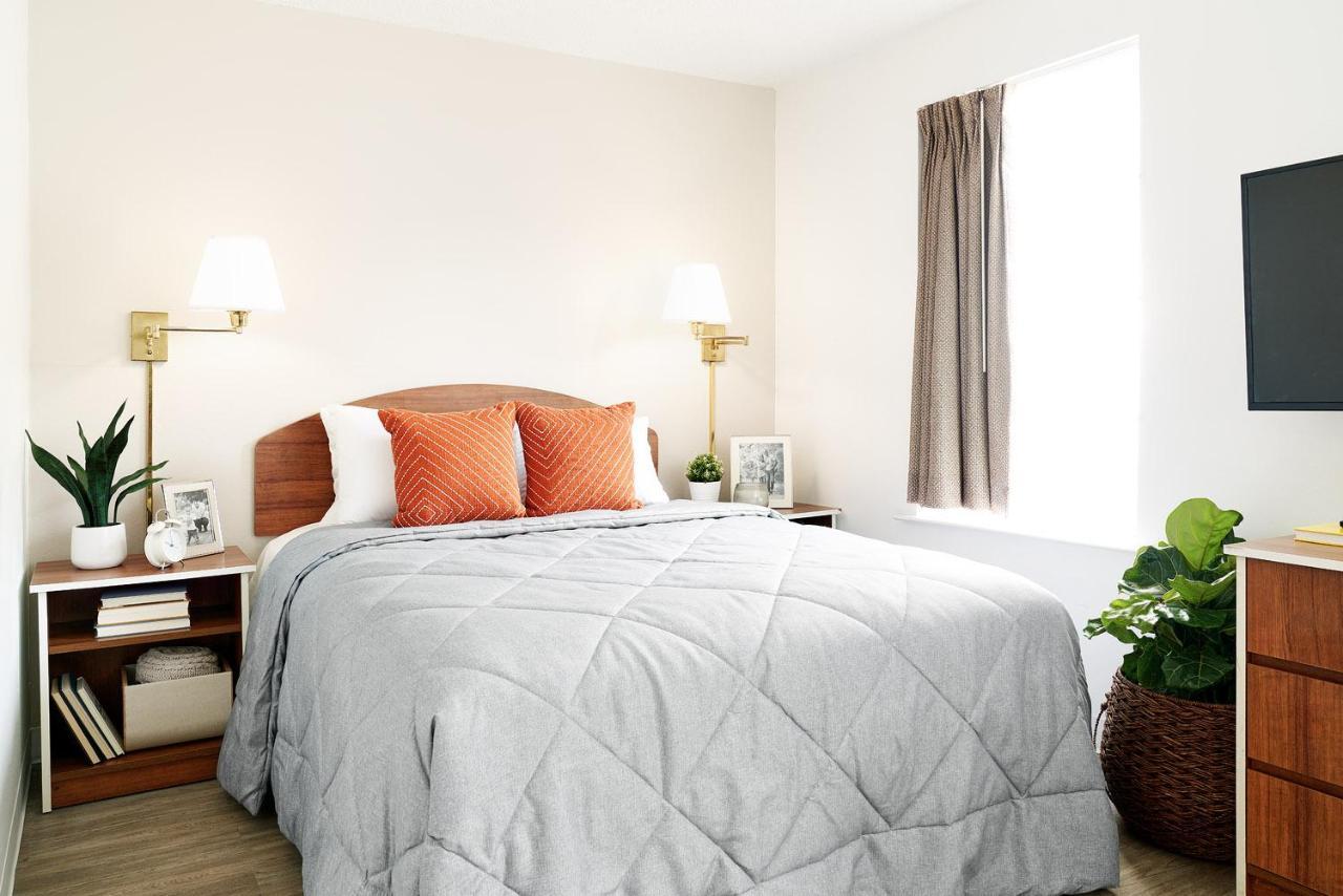 Intown Suites Extended Stay Virginia Beach Va Bagian luar foto