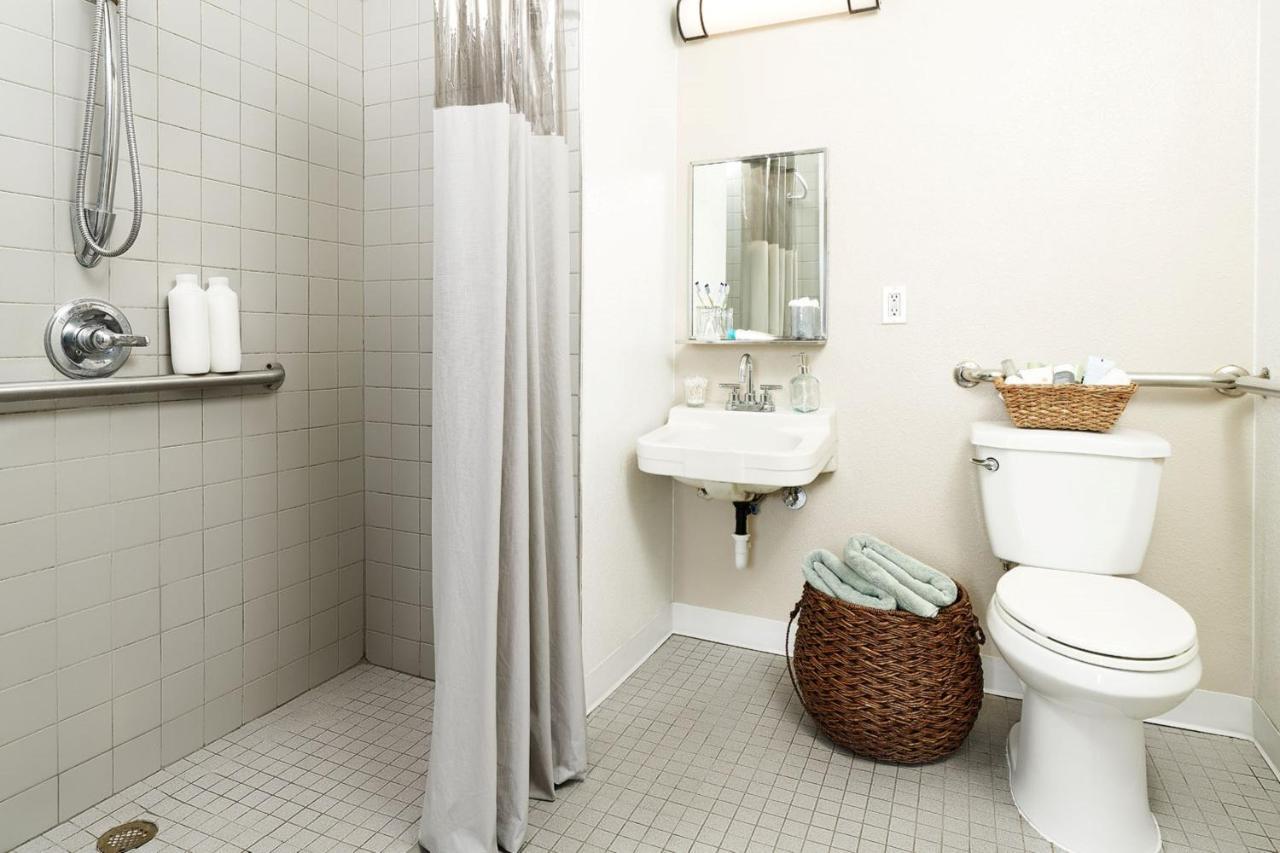 Intown Suites Extended Stay Virginia Beach Va Bagian luar foto
